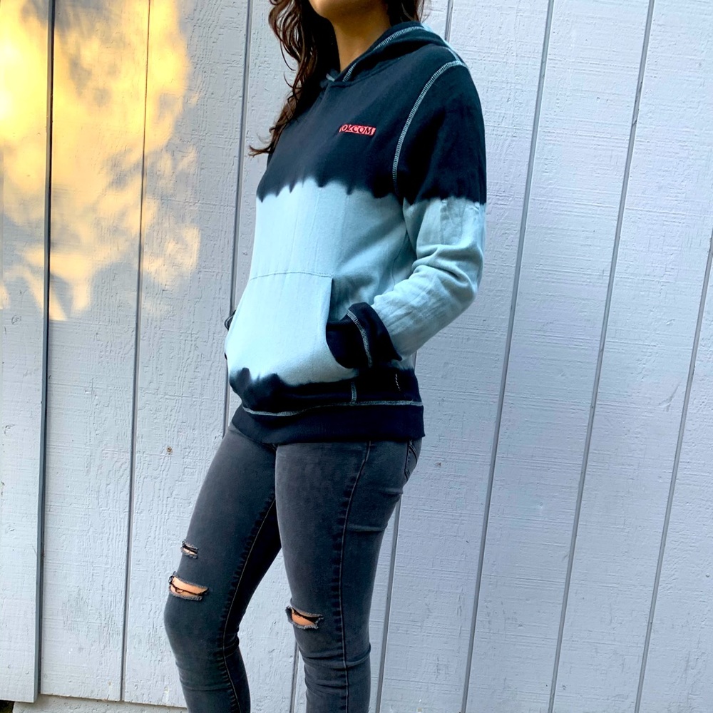 Volcom hoodie